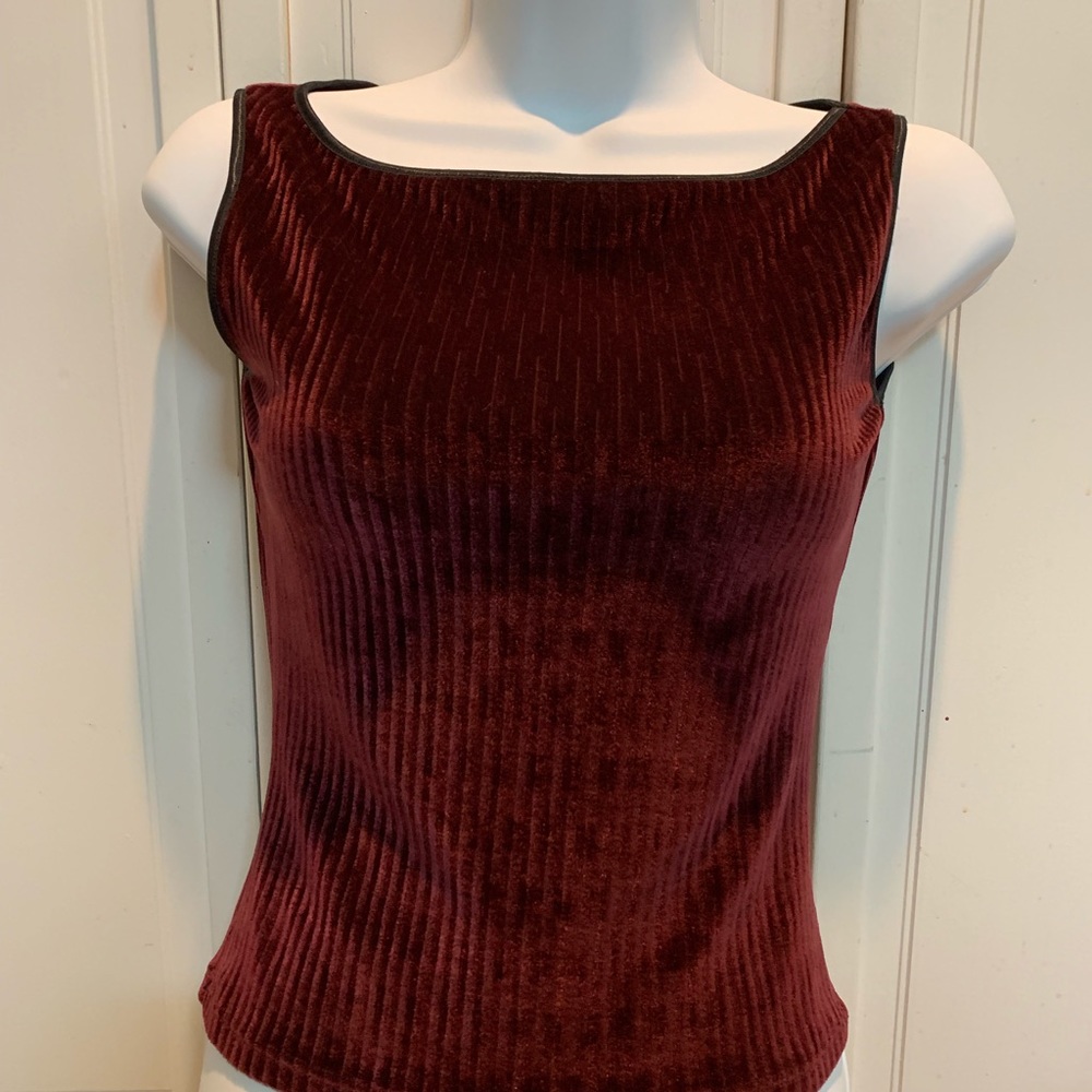 Valor Bergandy color blouse.